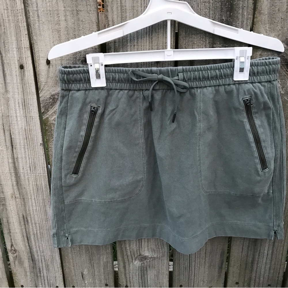Athleta Womens mini skirt with draw string waist
